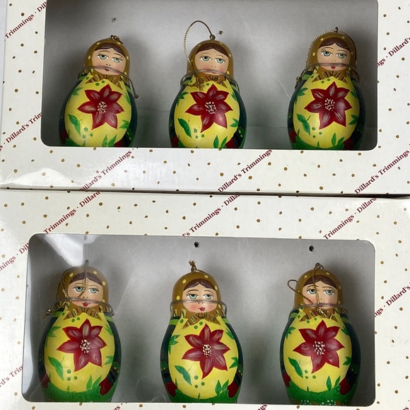 Vintage boxed set of 3 wooden Matryoshka 🪆 Doll Ornaments Christmas poinsettia - Picture 10 of 10